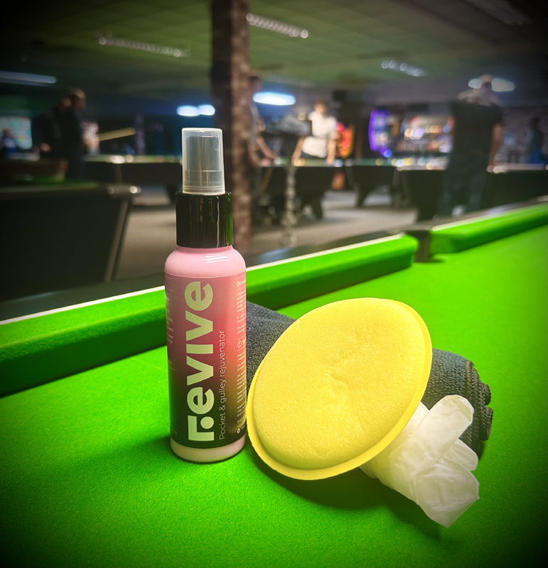 Kit de nettoyage poches et réceptacles 125ml – Image 2