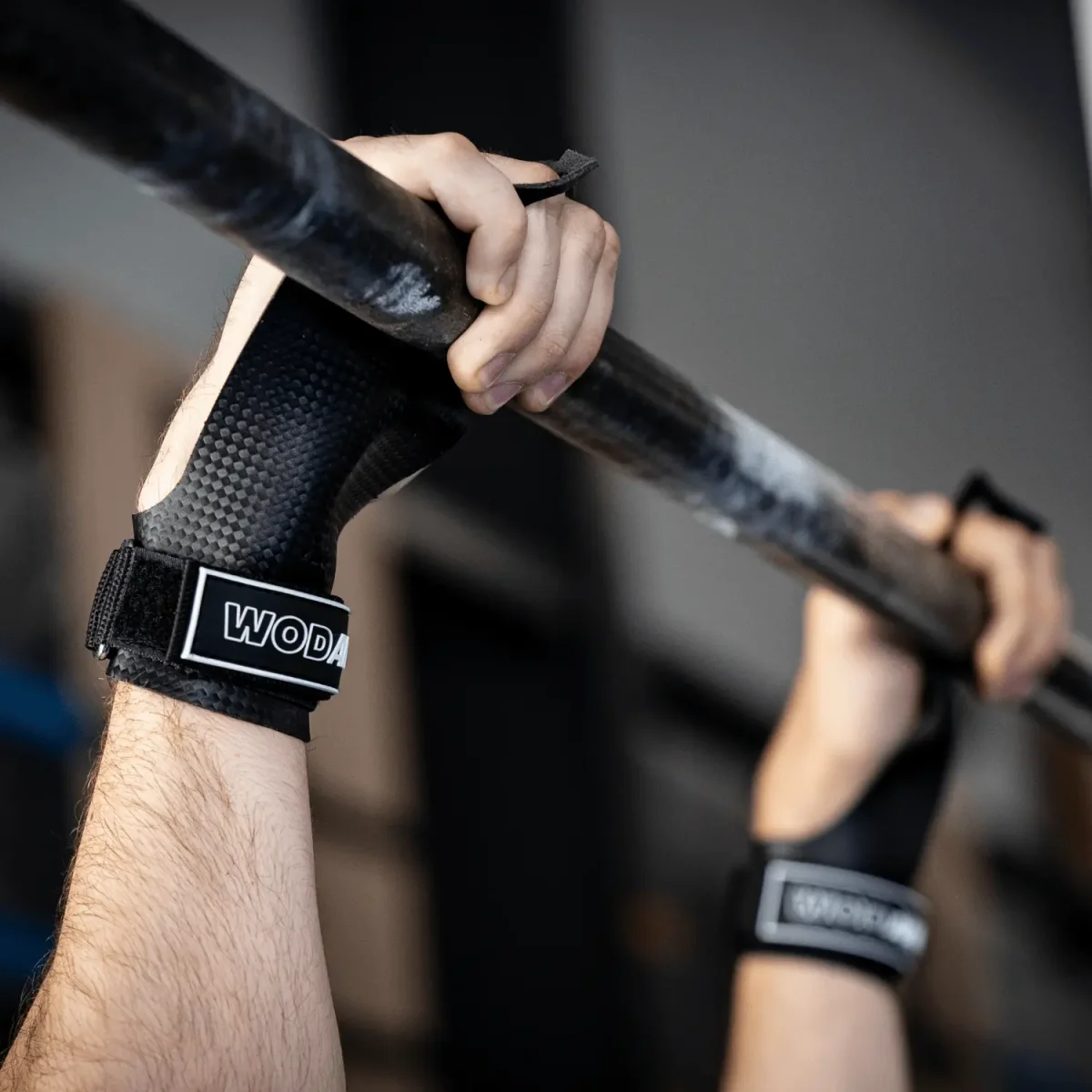 Maniques Gym CarbonGrip – Noir – 3 trous – Image 4